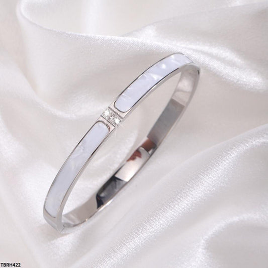 Aurora Pearl Enamel Bangle | TBRH422
